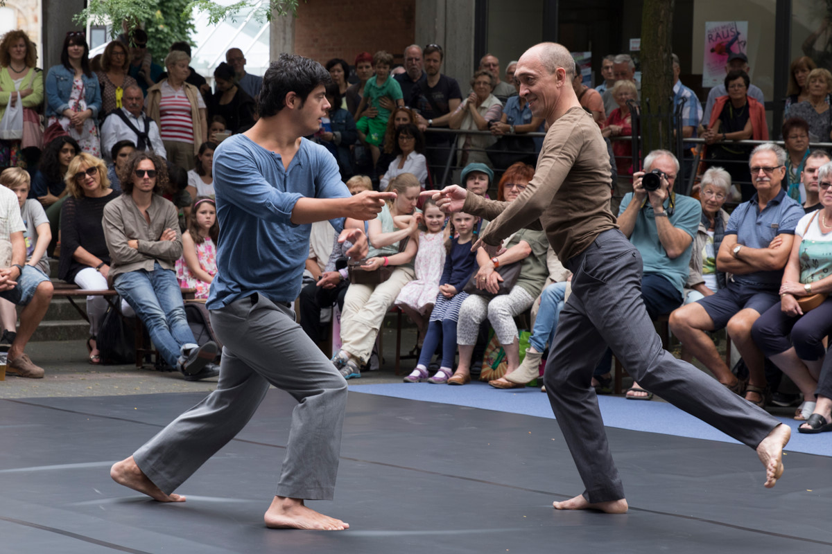 Danza Mobile: ENCUENTROS Y SALUDOS